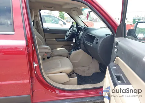 2014 Jeep Patriot Sport из США, поврежденный, VIN 1C4NJPBB1ED757967